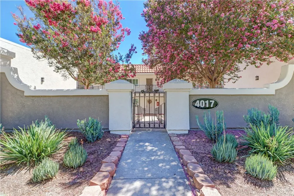 4017 Calle Sonora Este #B Laguna Woods, CA 92637