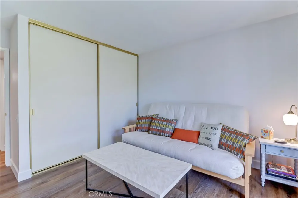 4017 Calle Sonora Este #B Laguna Woods, CA 92637