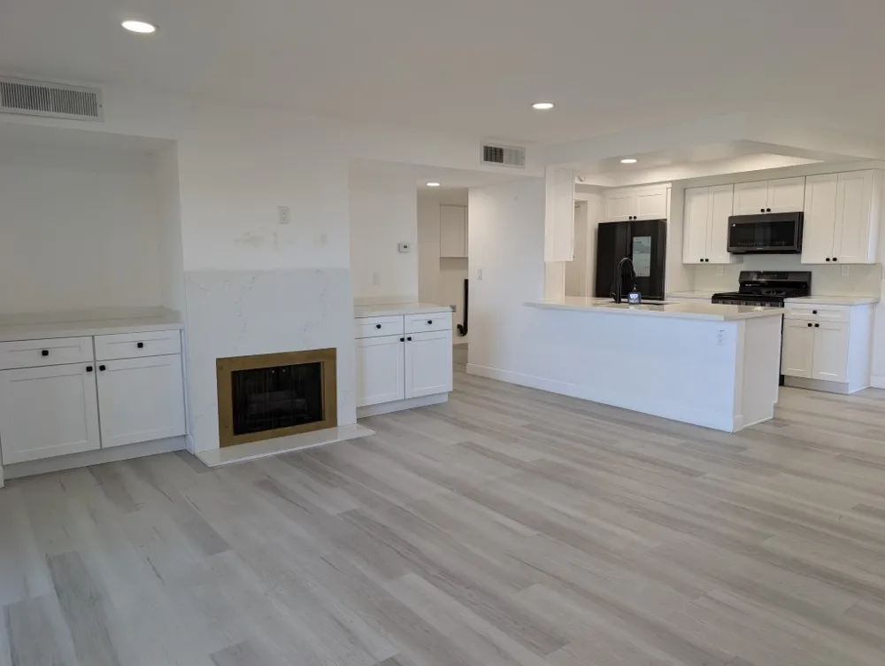 12635 Main #221 Garden Grove, CA 92840
