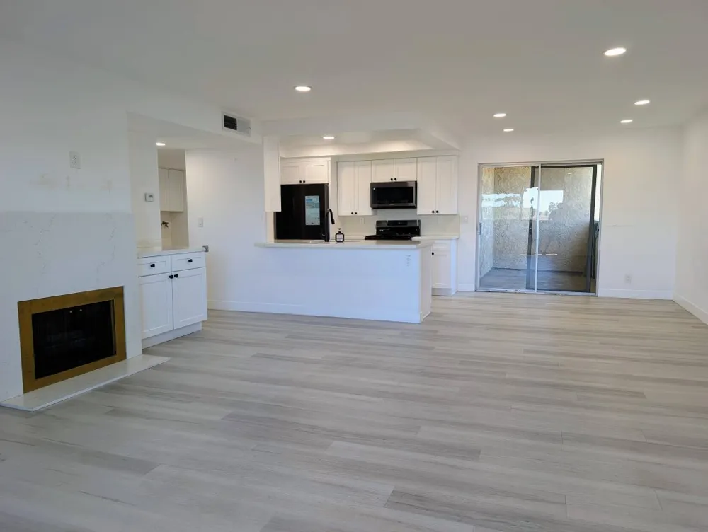 12635 Main #221 Garden Grove, CA 92840