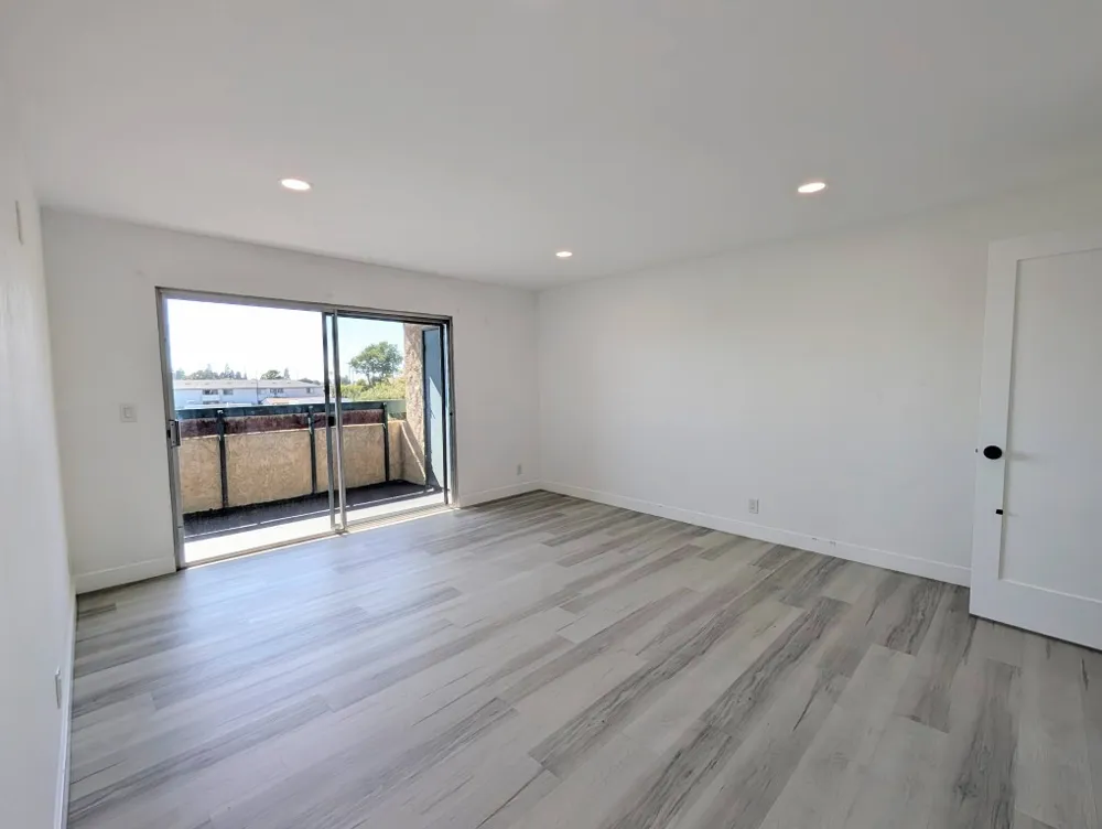 12635 Main #221 Garden Grove, CA 92840