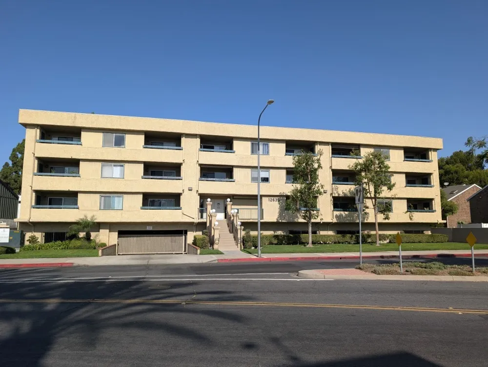 12635 Main #221 Garden Grove, CA 92840