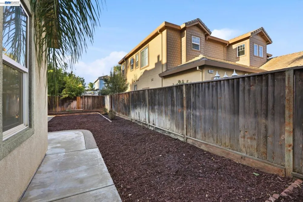 565 Presidio Pl Tracy, CA 95377