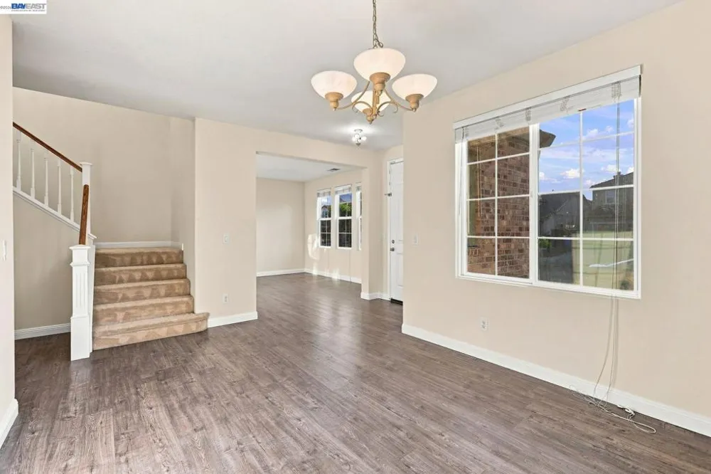 565 Presidio Pl Tracy, CA 95377