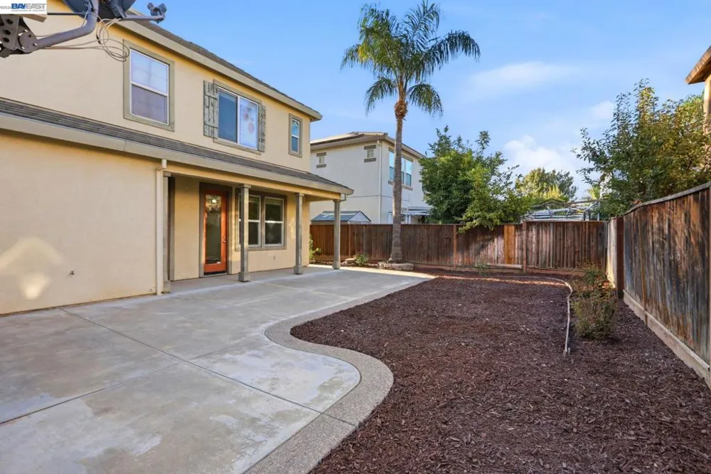565 Presidio Pl Tracy, CA 95377