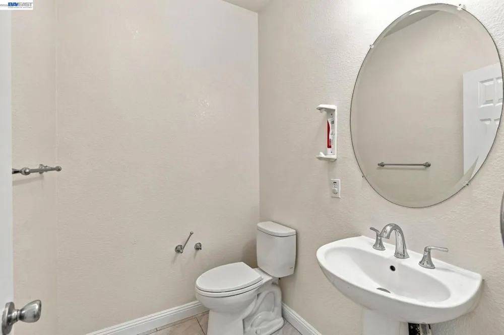 565 Presidio Pl Tracy, CA 95377
