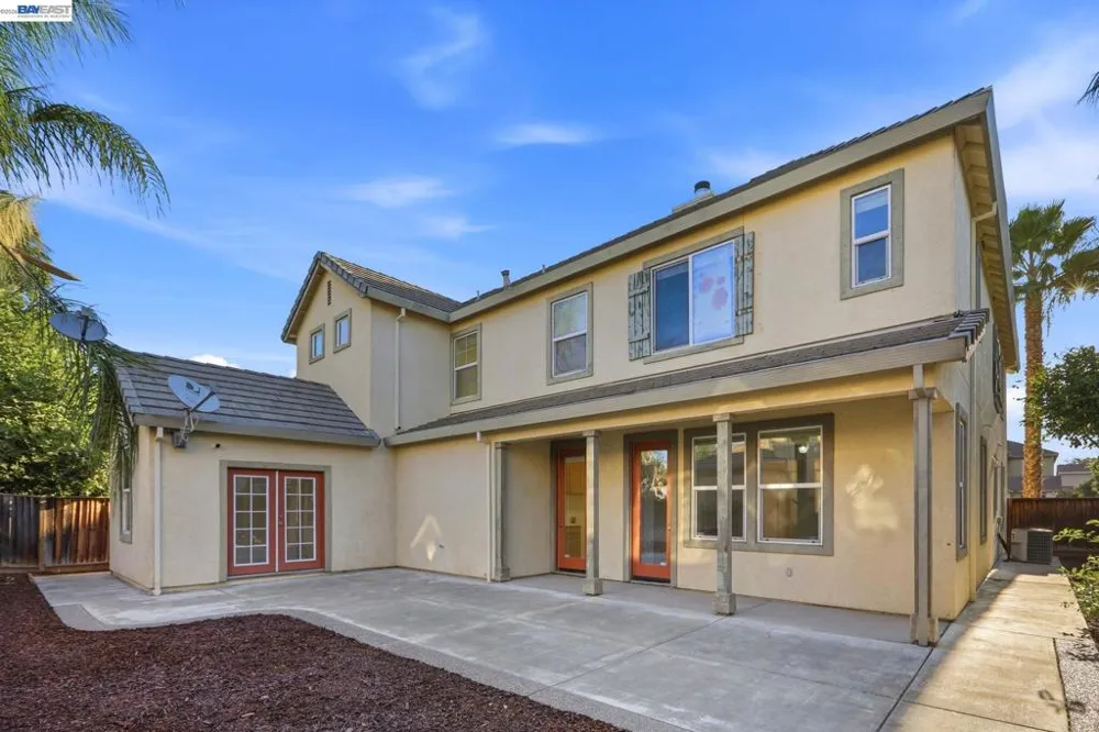 565 Presidio Pl Tracy, CA 95377