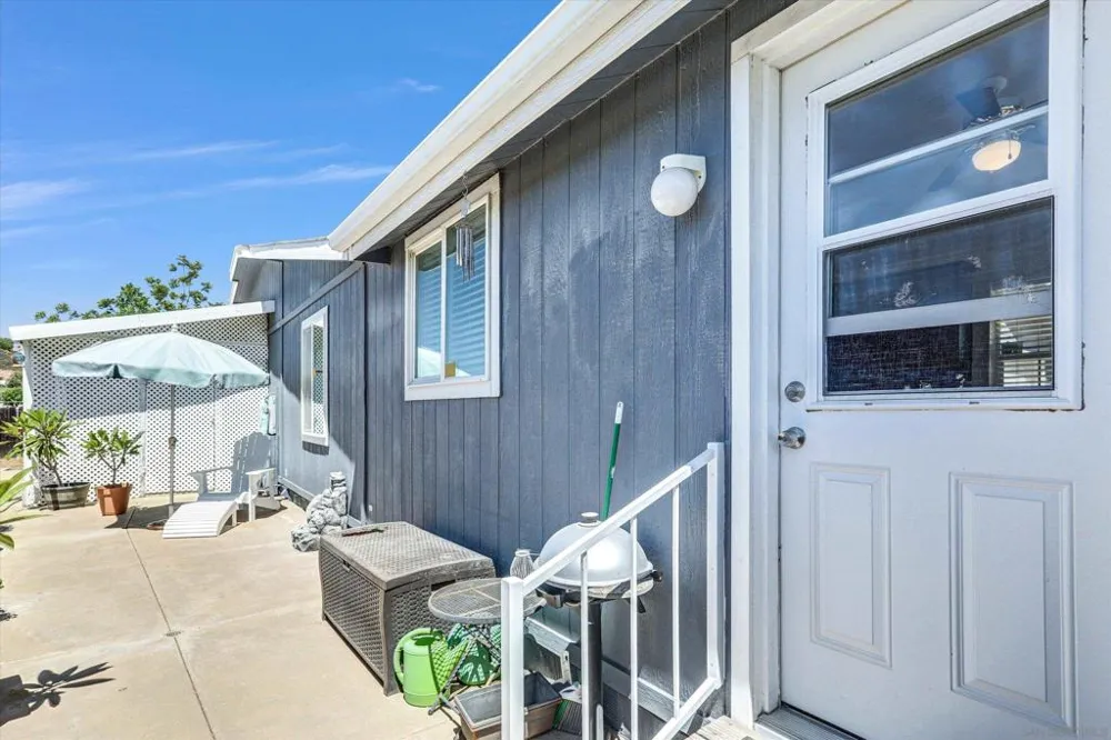 15935 Spring Oaks Rd #129 El Cajon, CA 92021
