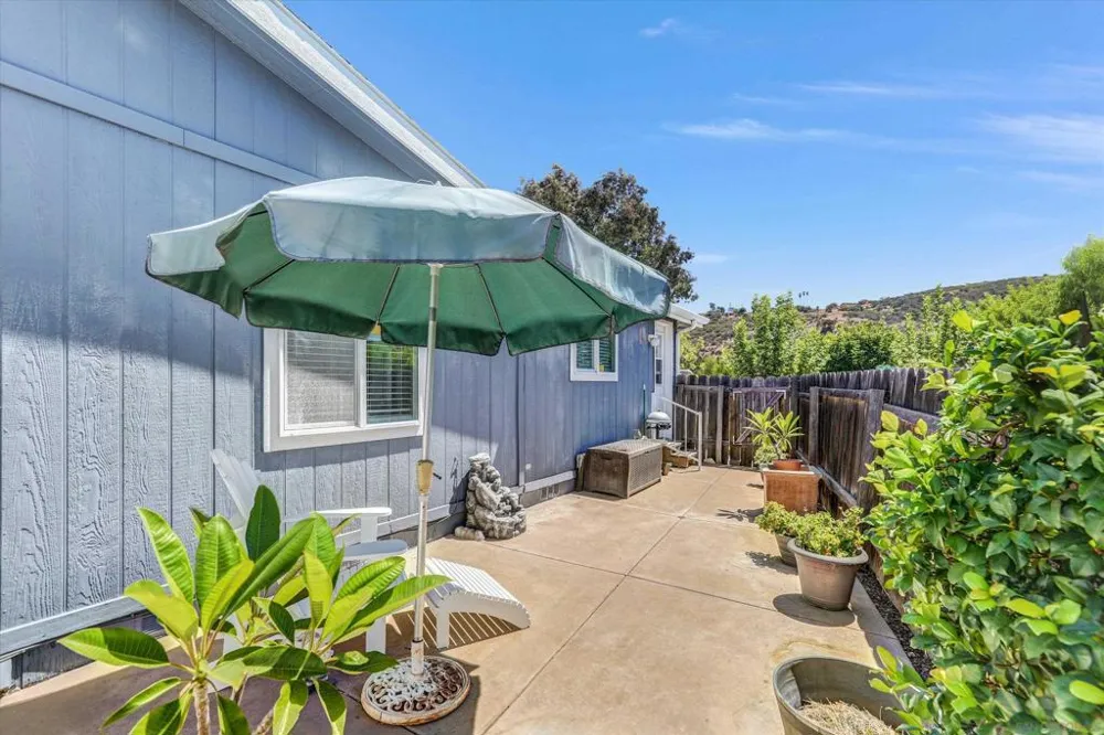 15935 Spring Oaks Rd #129 El Cajon, CA 92021