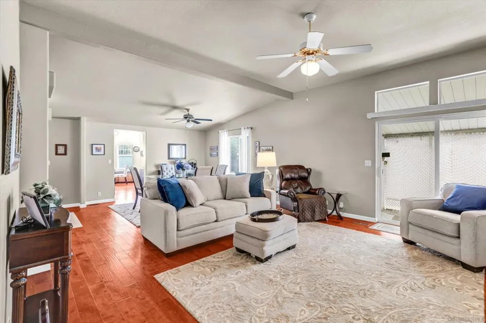 15935 Spring Oaks Rd #129 El Cajon, CA 92021