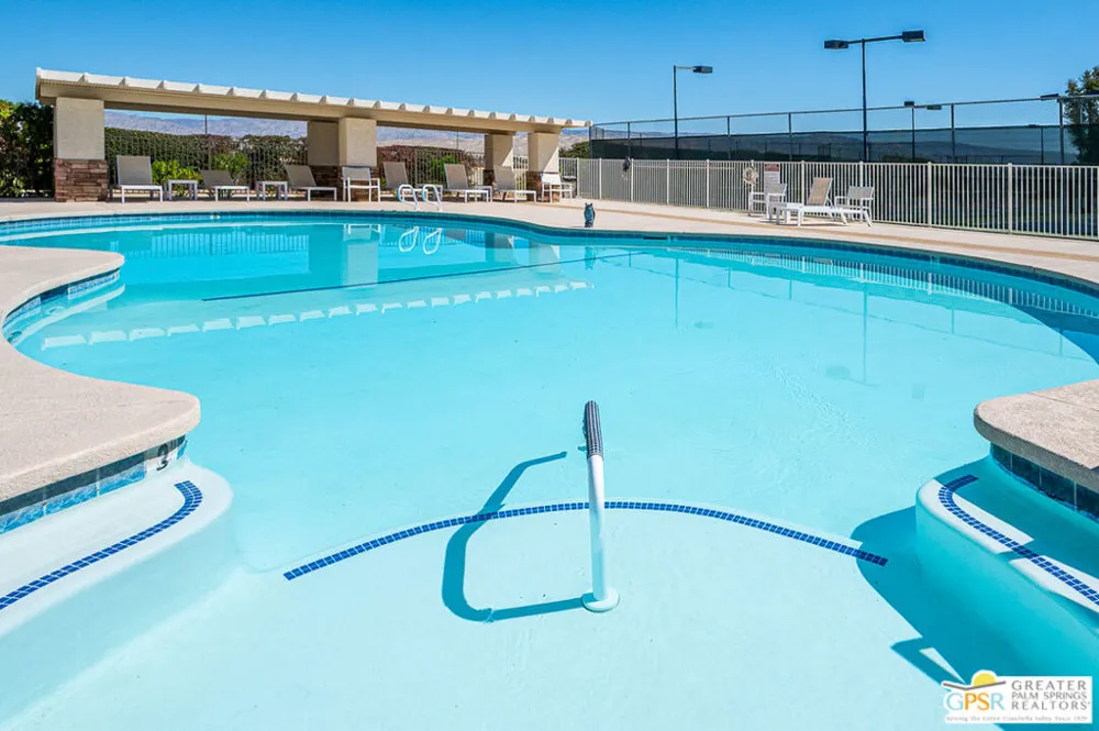 5980 Paradise Plaza Palm Springs, CA 92264