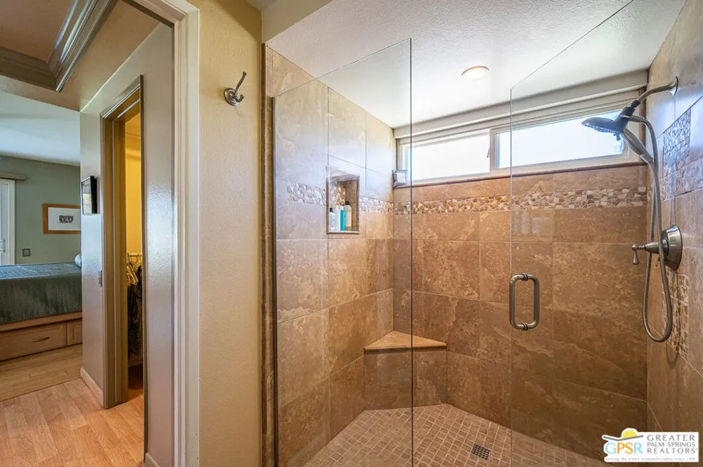 5980 Paradise Plaza Palm Springs, CA 92264