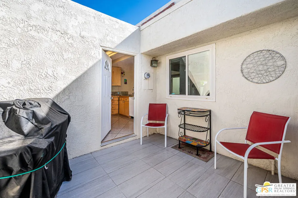 5980 Paradise Plaza Palm Springs, CA 92264