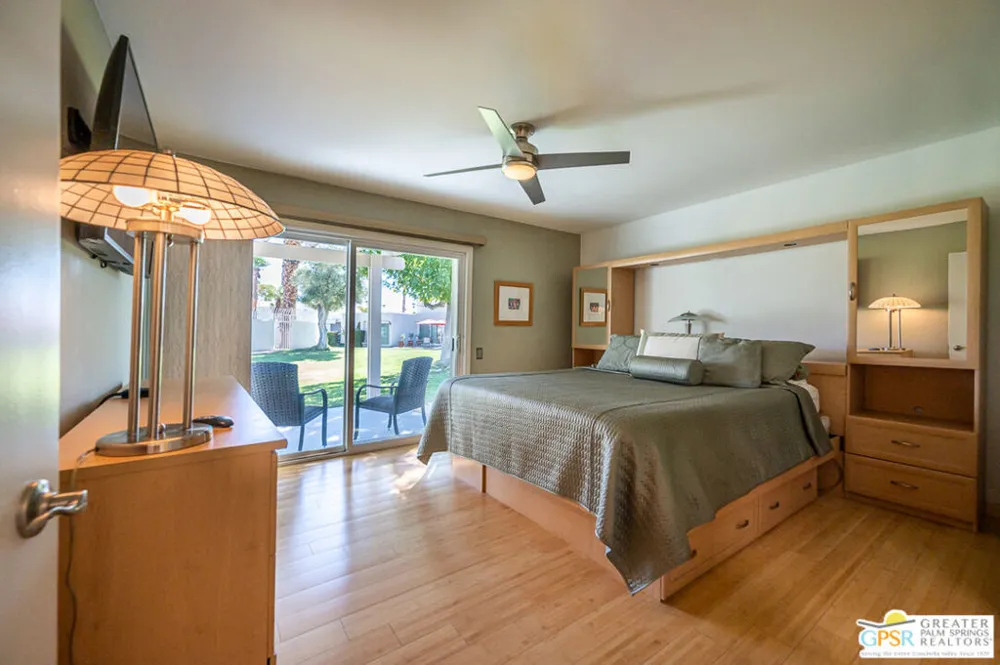 5980 Paradise Plaza Palm Springs, CA 92264
