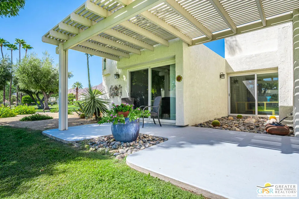 5980 Paradise Plaza Palm Springs, CA 92264