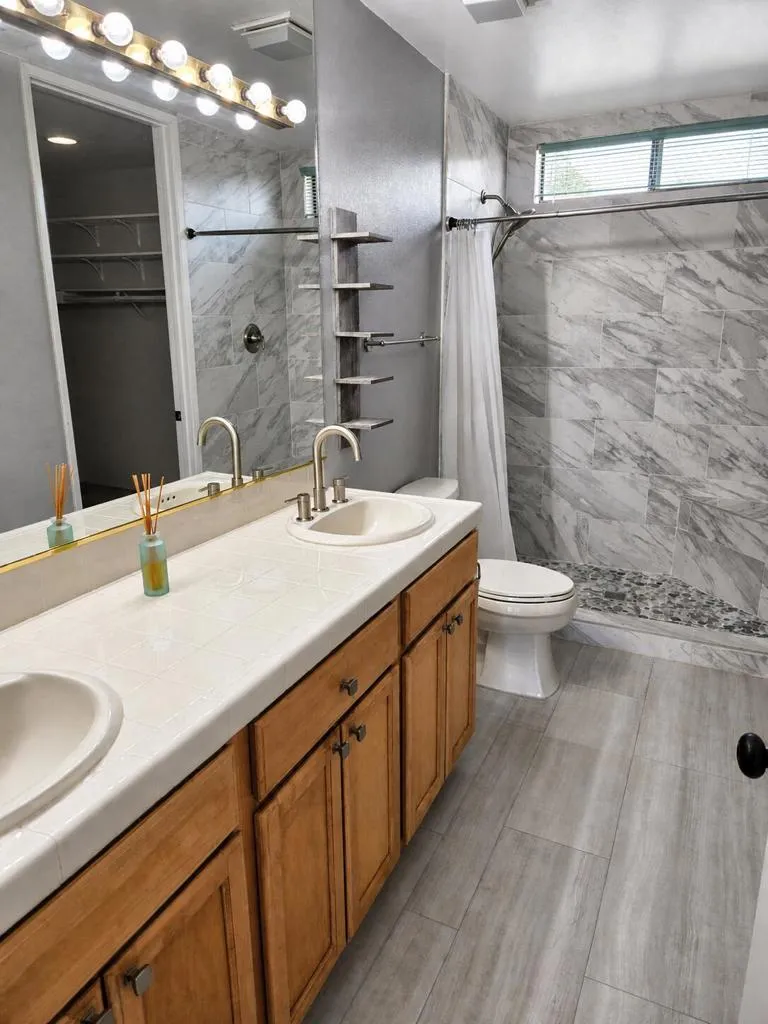 67560 Natoma Drive Cathedral City, CA 92234