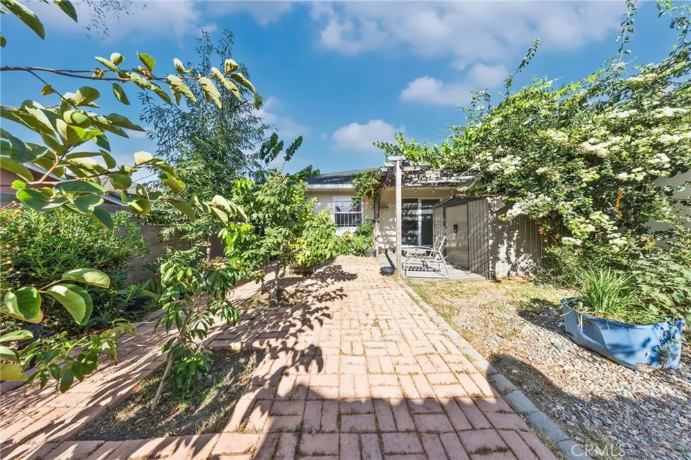 5446 Arden Temple City, CA 91780