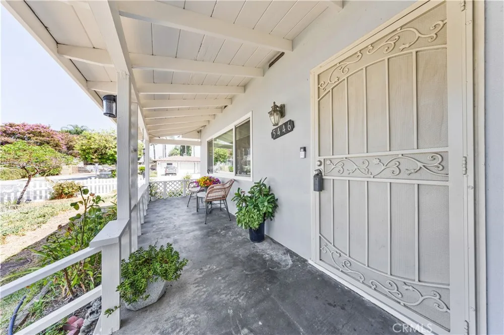 5446 Arden Temple City, CA 91780