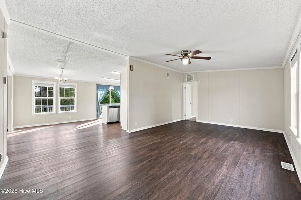 112 Rainmaker Drive Jacksonville, NC 28540