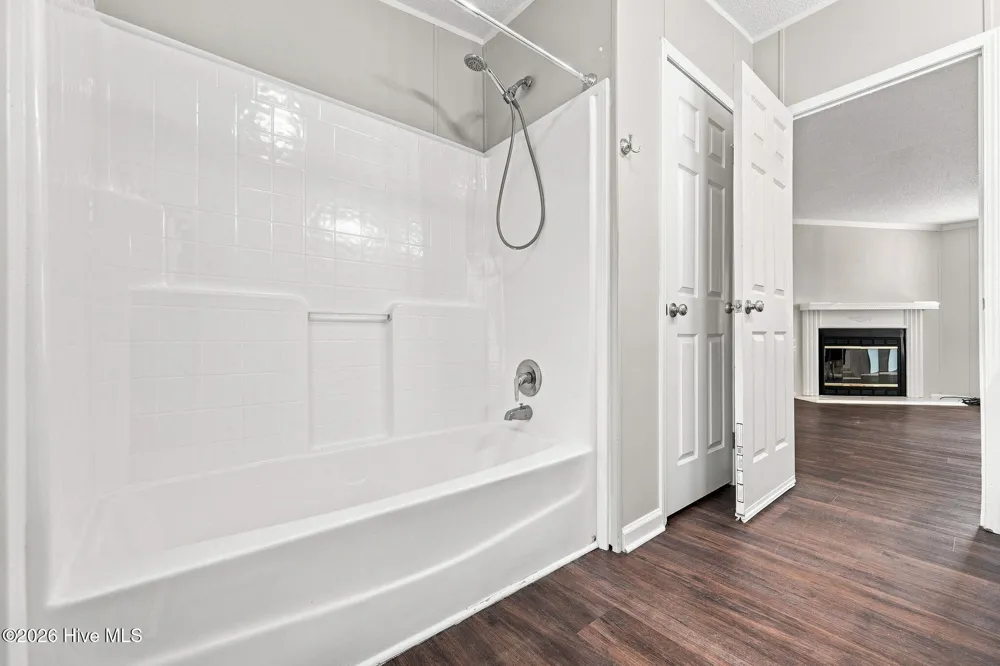112 Rainmaker Drive Jacksonville, NC 28540