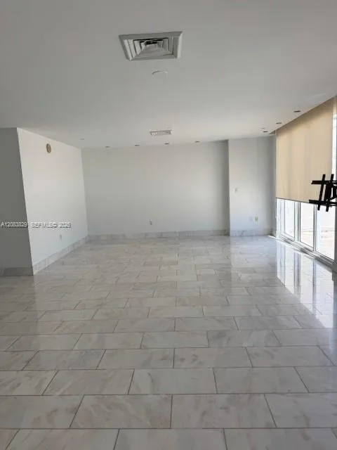 1850 S Ocean Dr #PH4402 Hallandale Beach, FL 33009