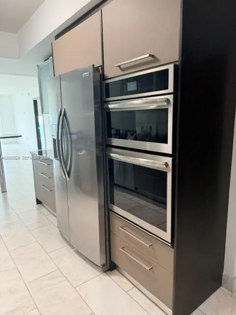 1850 S Ocean Dr #PH4402 Hallandale Beach, FL 33009