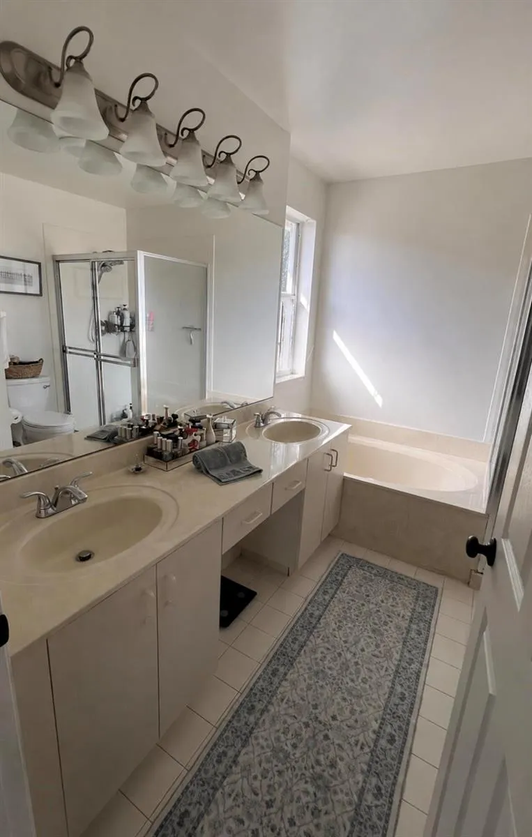 5363 NW 117th Avenue Coral Springs, FL 33076