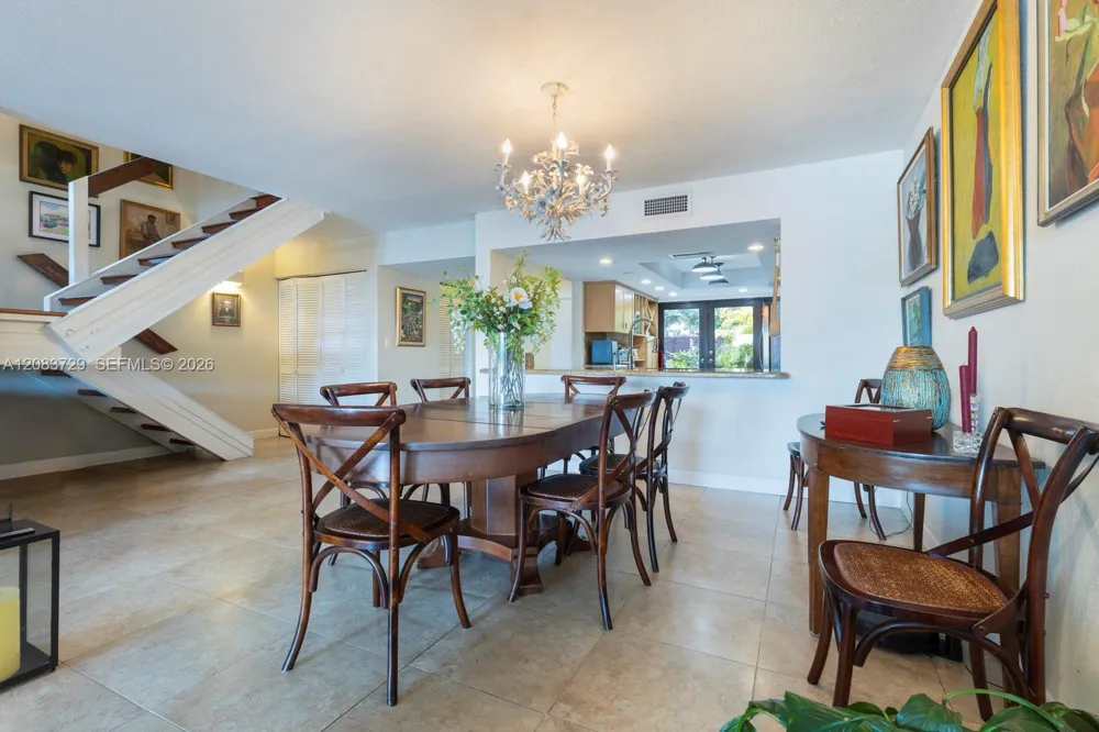 4883 SW 71st Pl Miami, FL 33155