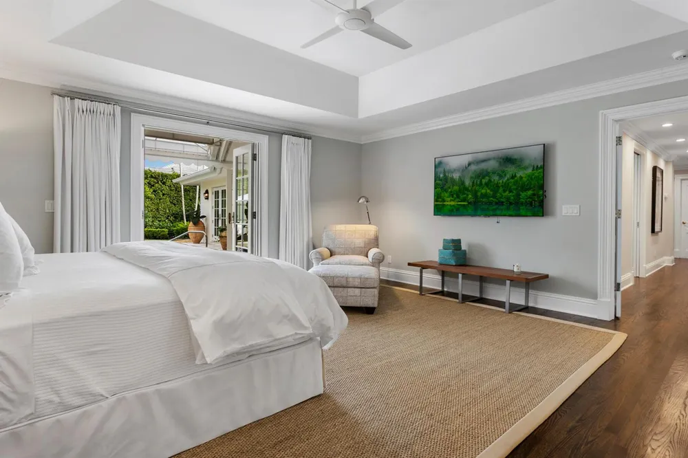 265 SANDPIPER DRIVE Palm Beach, FL 33480
