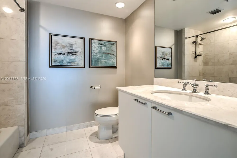 3535 S OCEAN DR #705 Hollywood, FL 33019