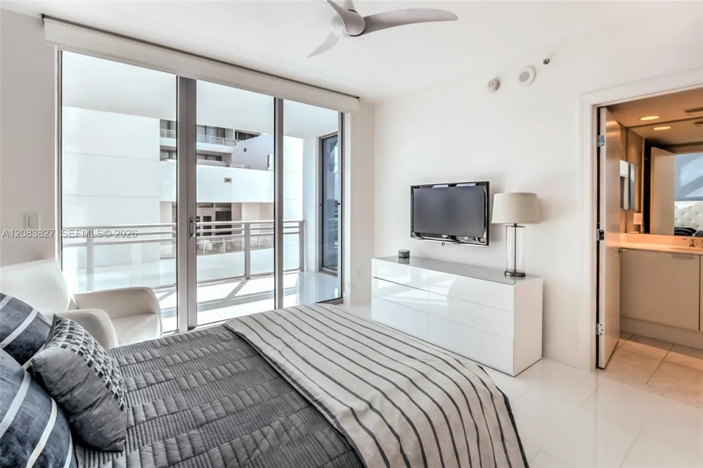 3535 S OCEAN DR #705 Hollywood, FL 33019