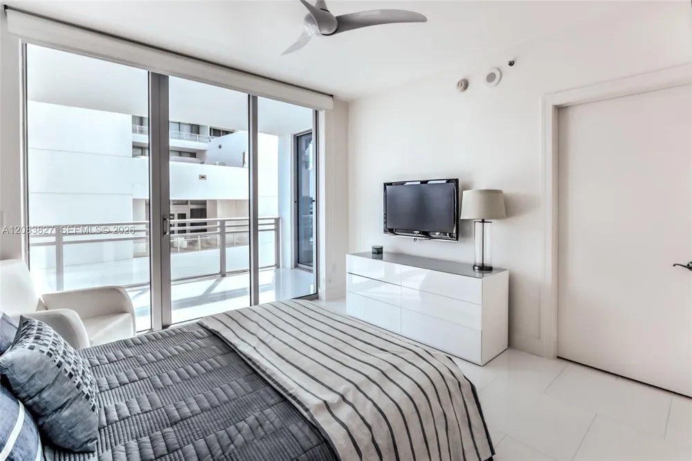 3535 S OCEAN DR #705 Hollywood, FL 33019