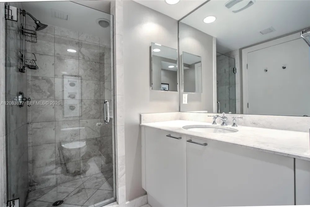3535 S OCEAN DR #705 Hollywood, FL 33019