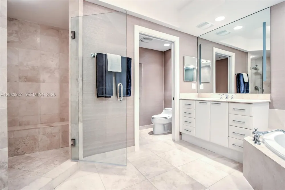 3535 S OCEAN DR #705 Hollywood, FL 33019