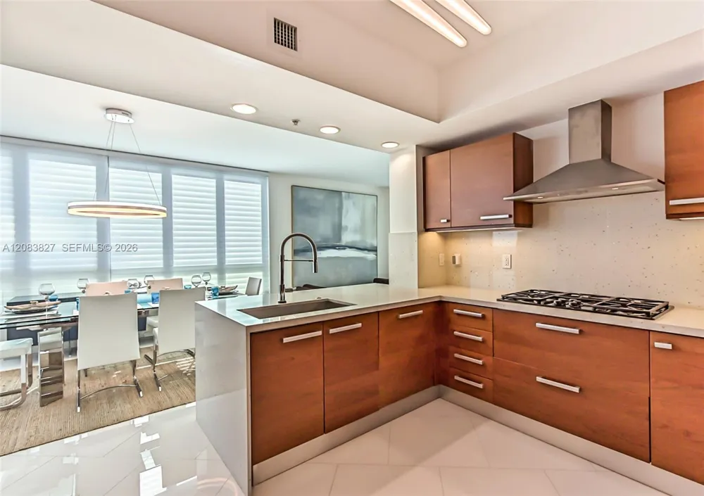 3535 S OCEAN DR #705 Hollywood, FL 33019