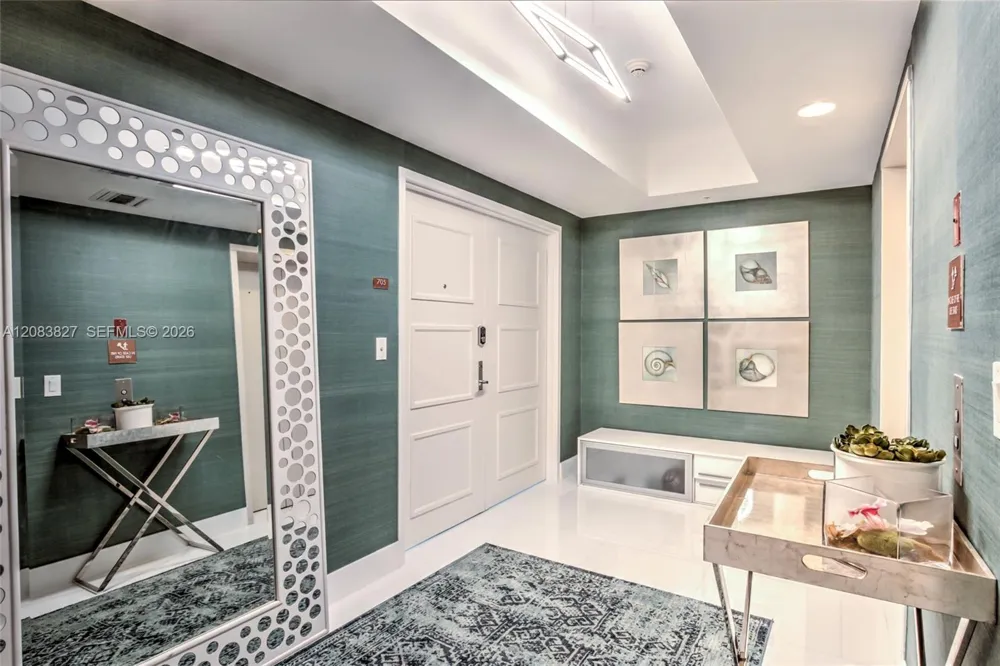 3535 S OCEAN DR #705 Hollywood, FL 33019