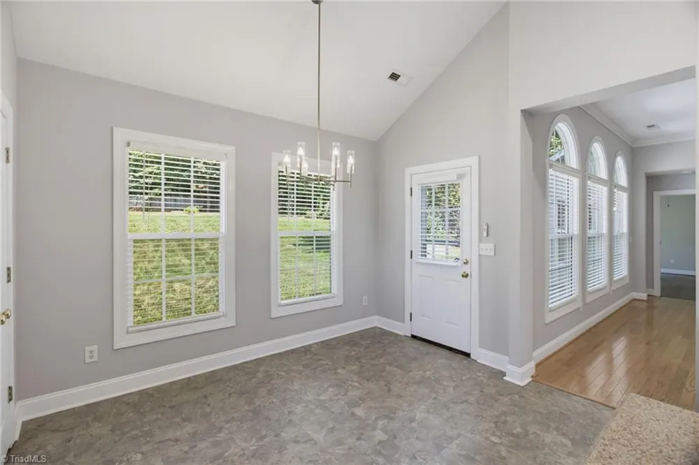 945 Wellesley Place Drive Lewisville, NC 27023