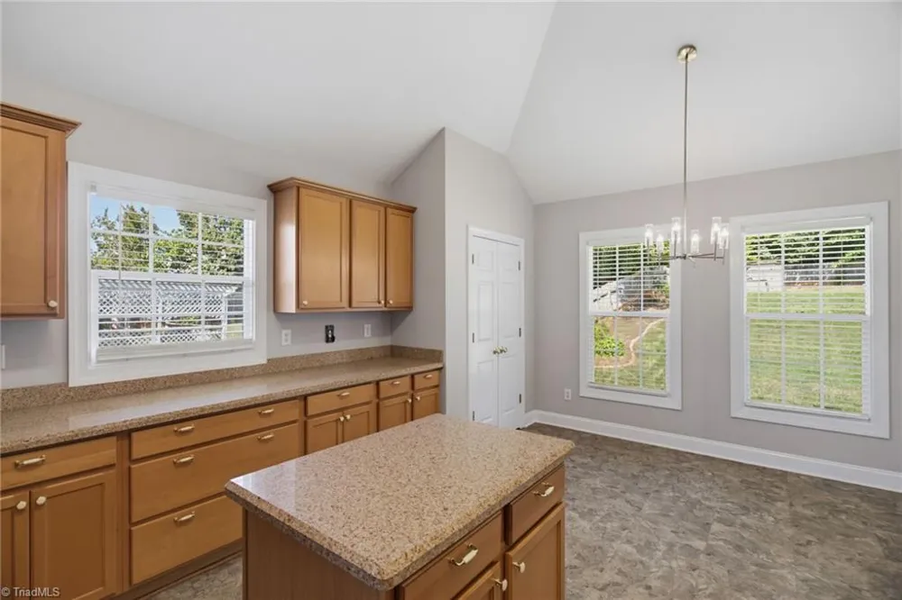 945 Wellesley Place Drive Lewisville, NC 27023