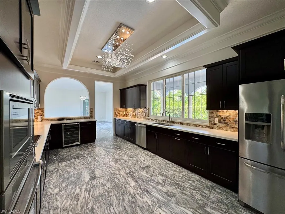 14370 McGregor Boulevard Fort Myers, FL 33919