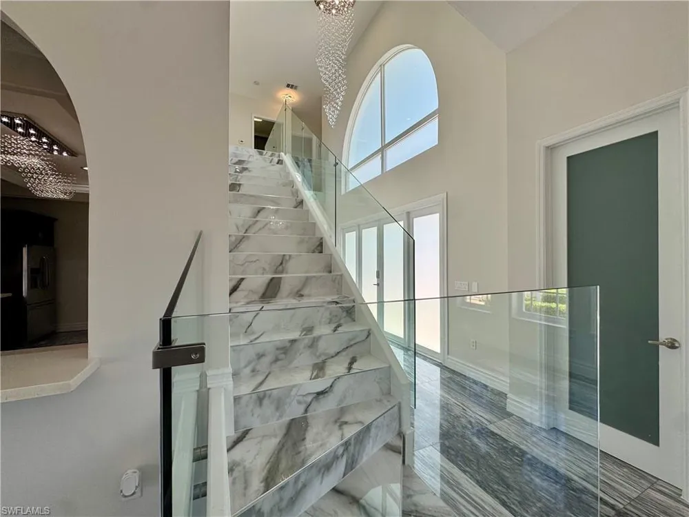 14370 McGregor Boulevard Fort Myers, FL 33919