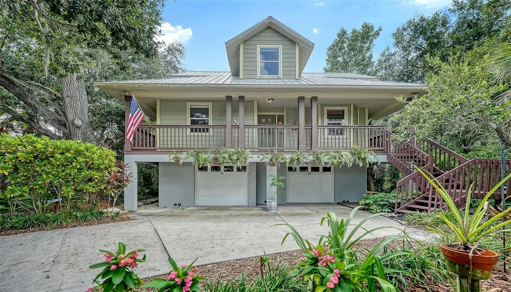 2046 CORDES STREET Osprey, FL 34229