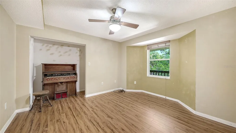 2046 CORDES STREET Osprey, FL 34229