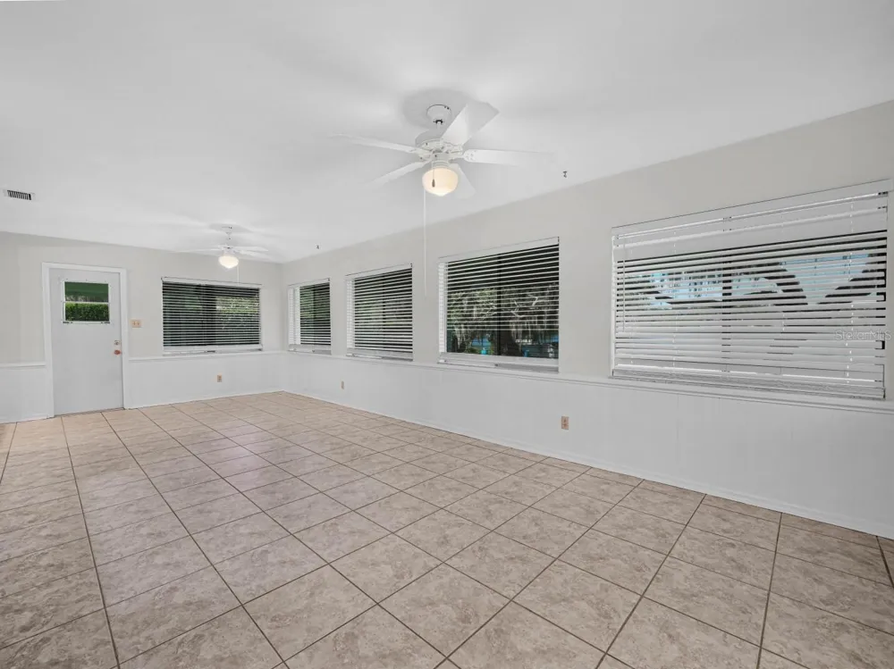 619 LAKE BLUE DRIVE Lake Placid, FL 33852
