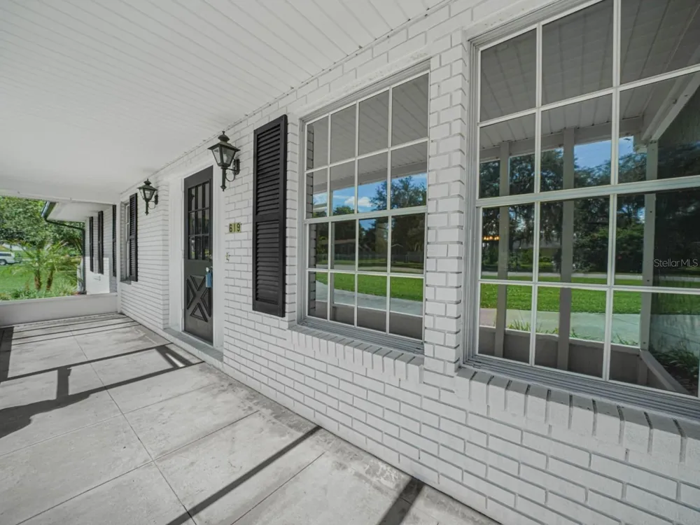 619 LAKE BLUE DRIVE Lake Placid, FL 33852