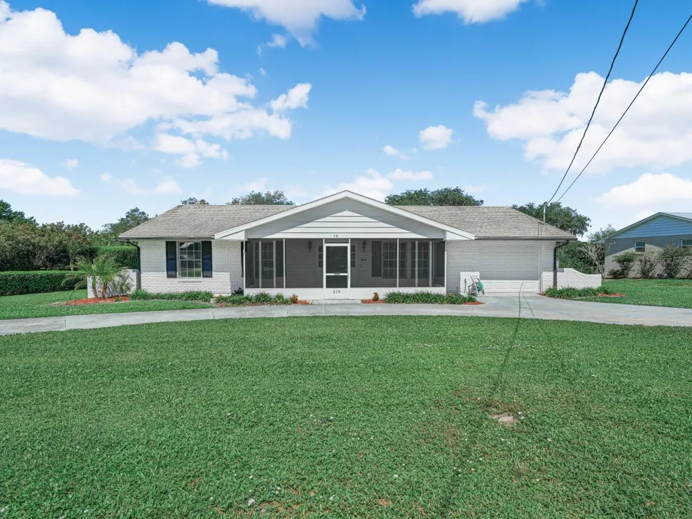 619 LAKE BLUE DRIVE Lake Placid, FL 33852