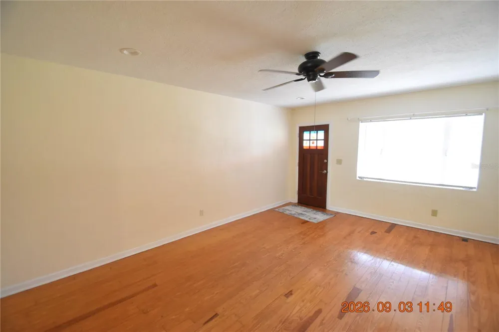 906 7TH AVENUE SW #Right Largo, FL 33770