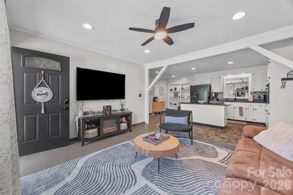 2435 Lewiston Drive Gastonia, NC 28054