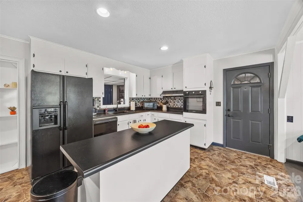 2435 Lewiston Drive Gastonia, NC 28054