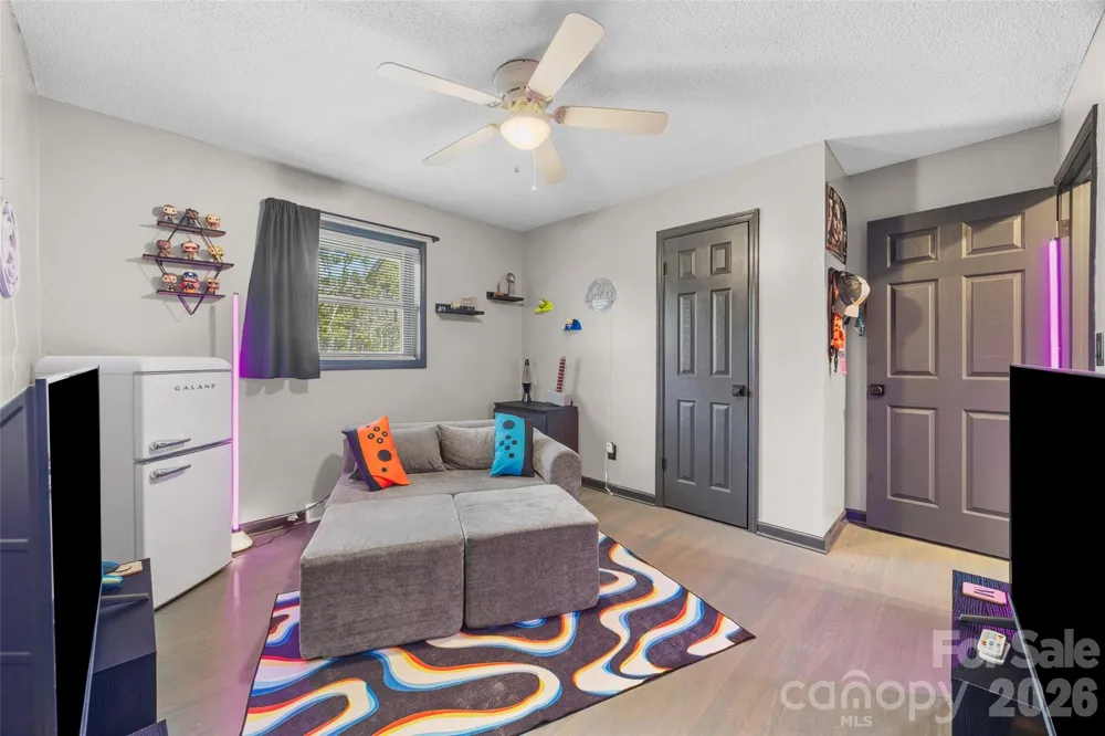 2435 Lewiston Drive Gastonia, NC 28054