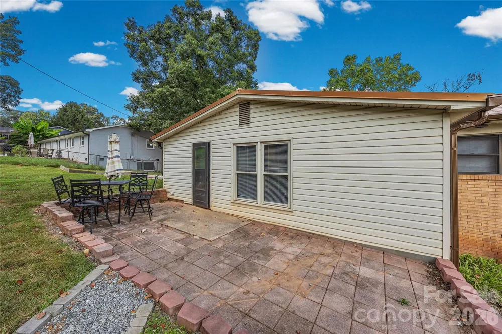 2435 Lewiston Drive Gastonia, NC 28054